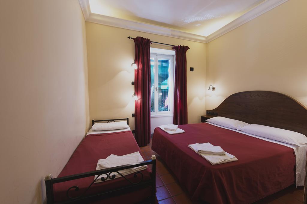 Hotel Al Sanpietrino Rome Room photo